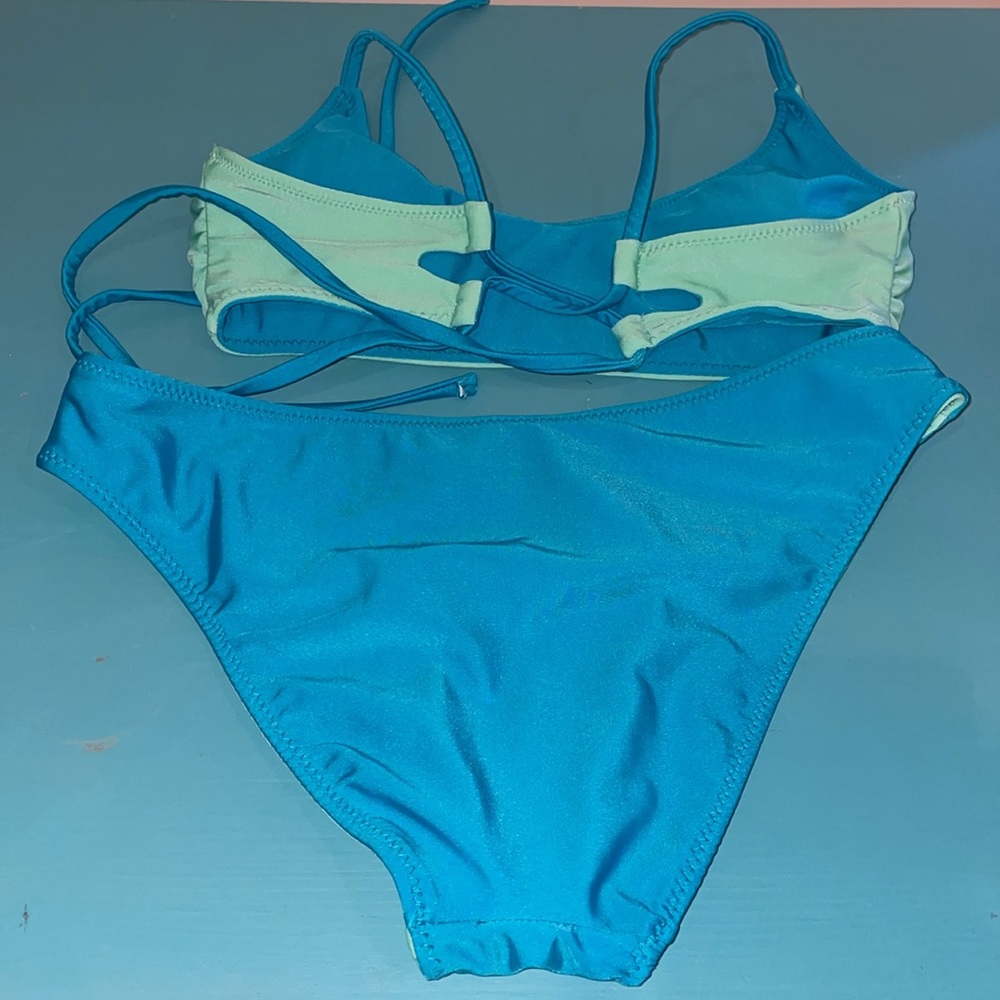 Small No Boundaries 2 Tone Blue Reversible Bikini Set - Picture 2 of 2